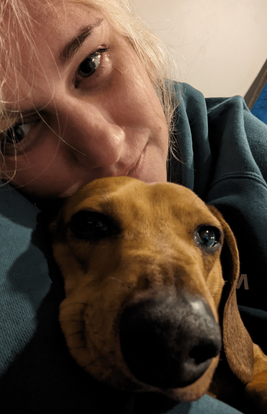 Vale Charlie Brown - Evie Mitchell