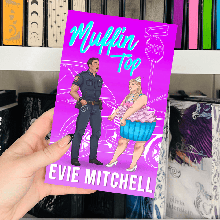 Evie Mitchell Paperback Muffin Top / The Mrs. Clause (EVENT)